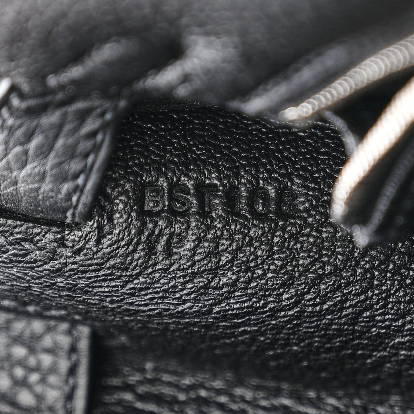 Togo Kelly Retourne 25 Black