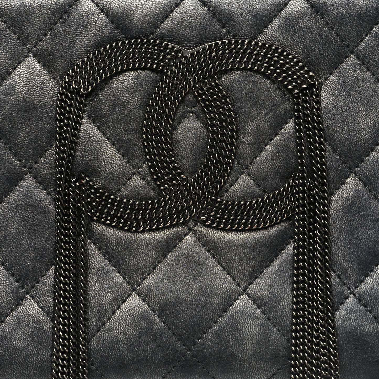 Calfskin Quilted Chain CC Chain Clutch Argent Fonce
