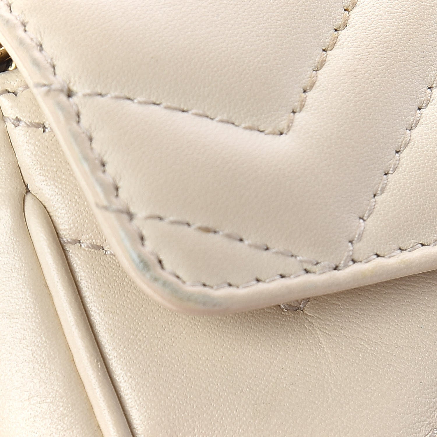 Gucci Calfskin Matelasse Super Mini GG Marmont Shoulder Bag White 13 of 15