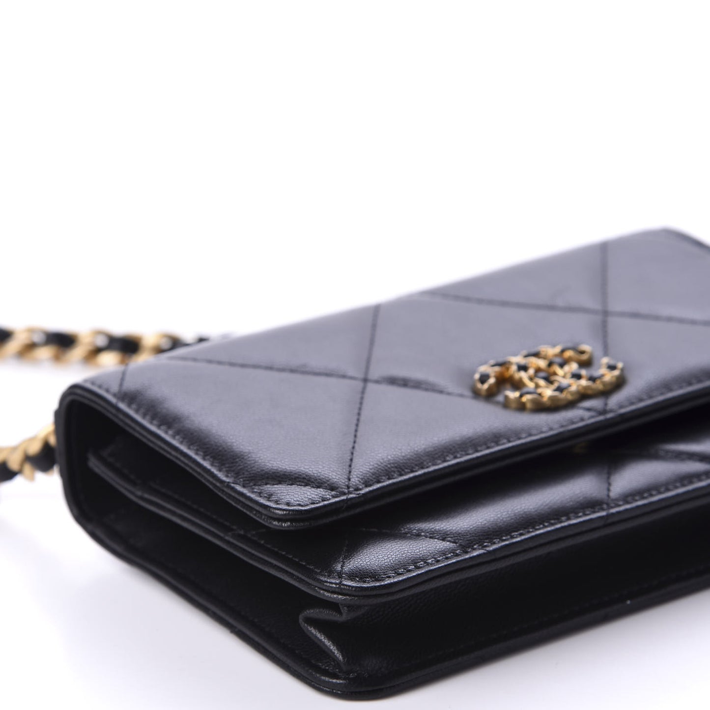 Goatskin Quilted 19 Wallet On Chain WOC Black
