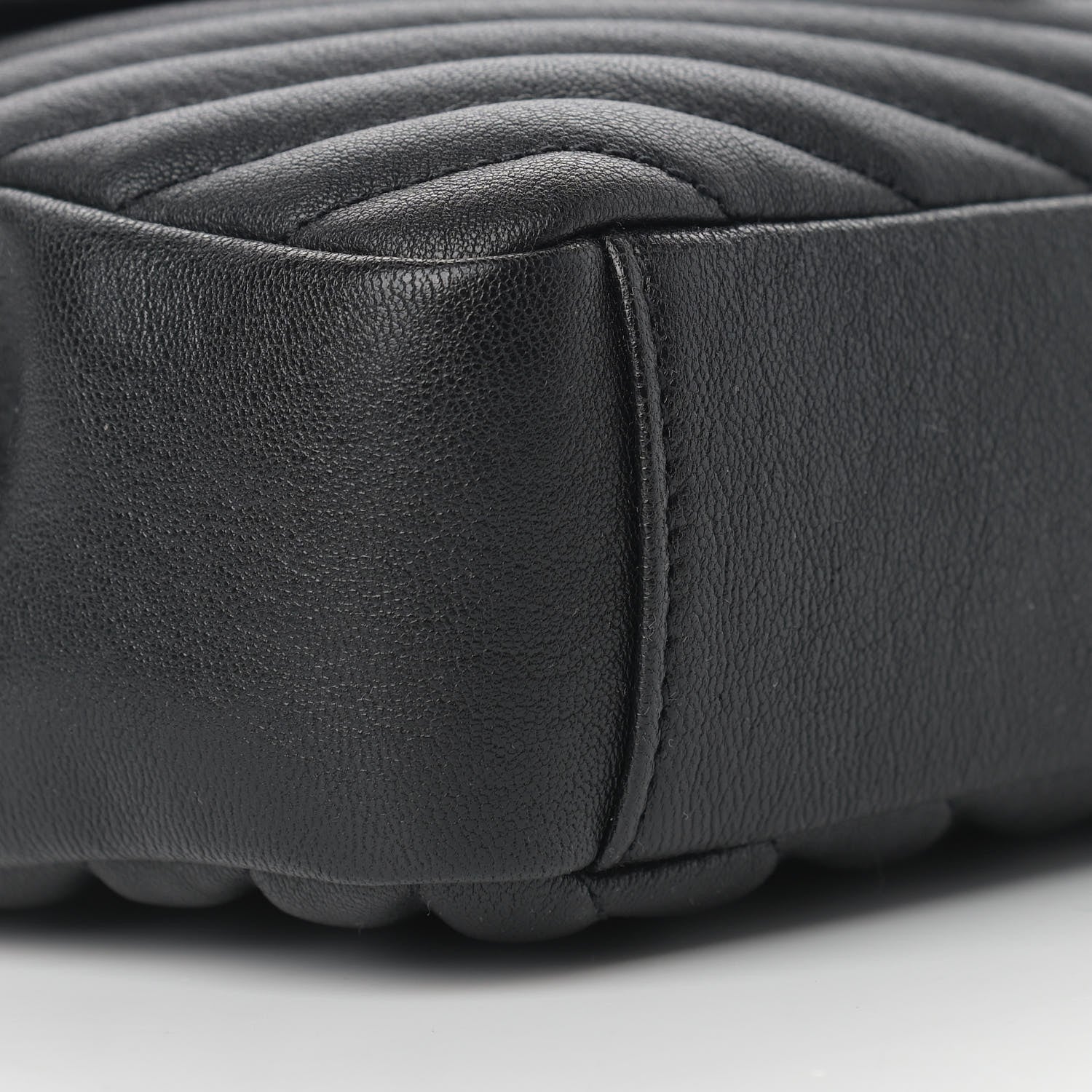 Saint Laurent Sheepskin Matelasse Chevron Monogram Medium College Bag Black 10 of 11