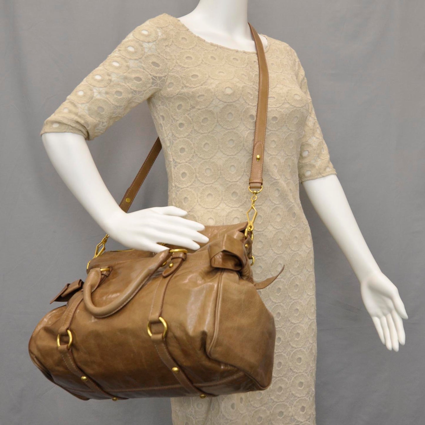 Leather Vitello Lux Bow Bag