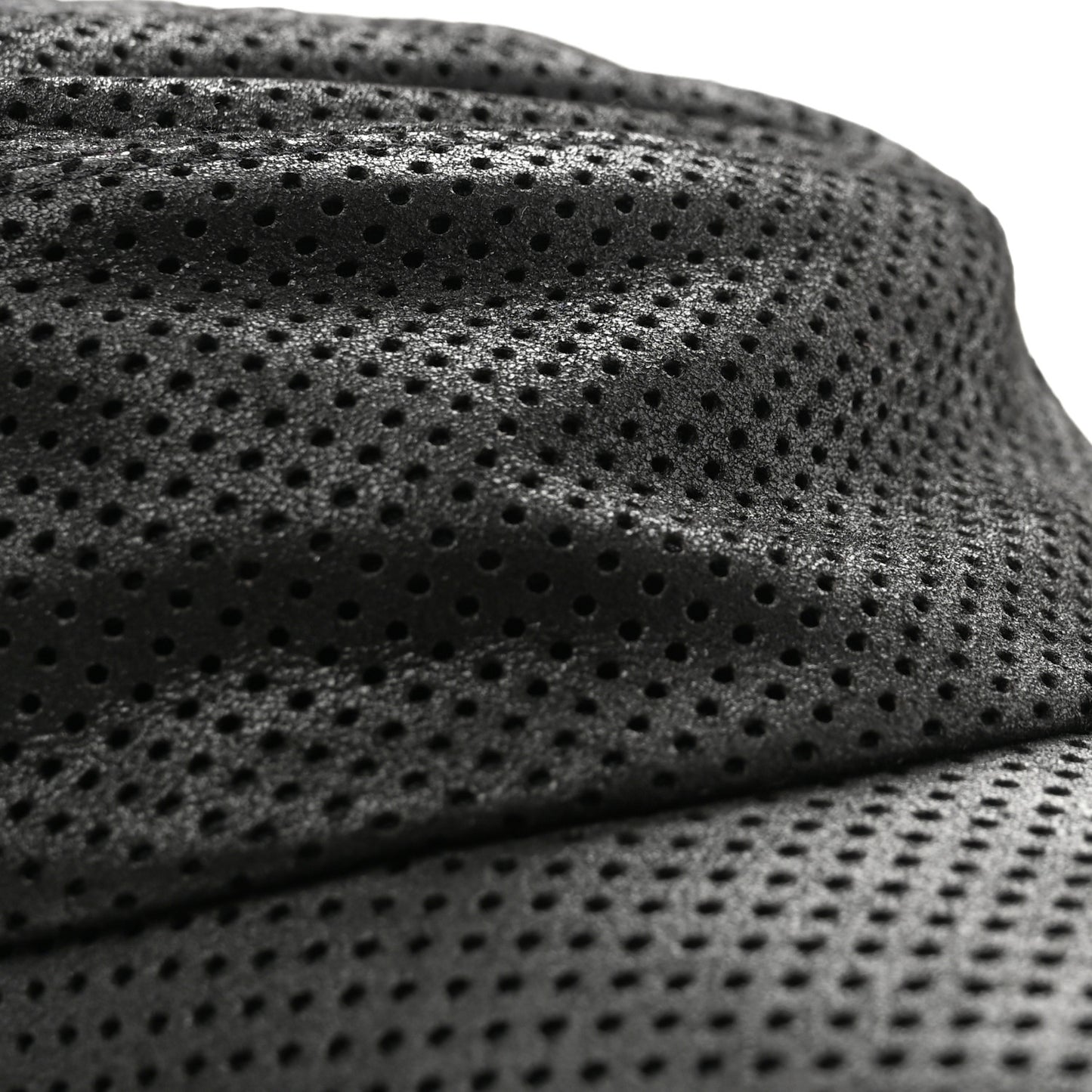 Lambskin Perforated Cap 58 Black