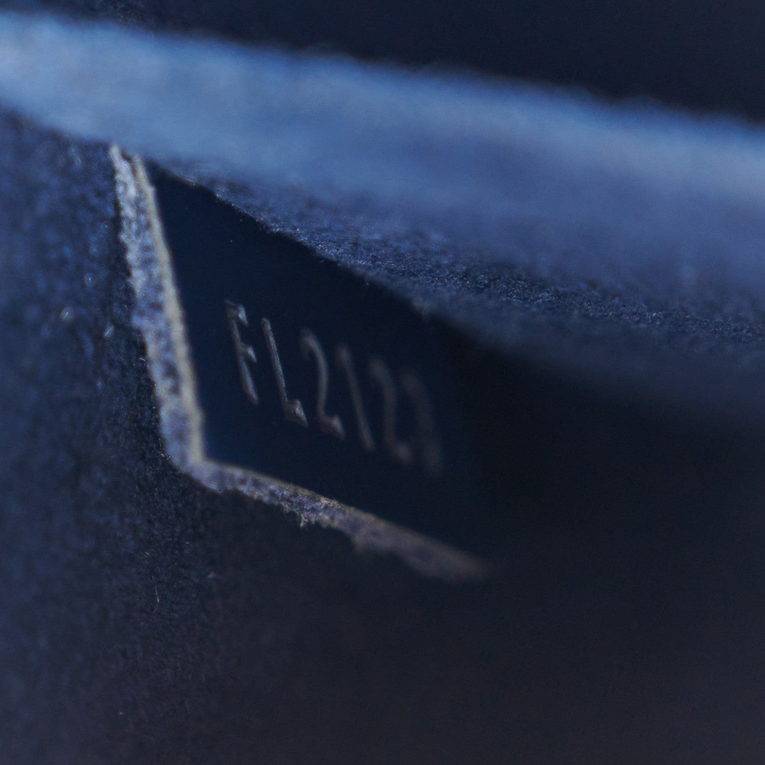 Louis Vuitton Epi Alma BB Indigo 6 of 13