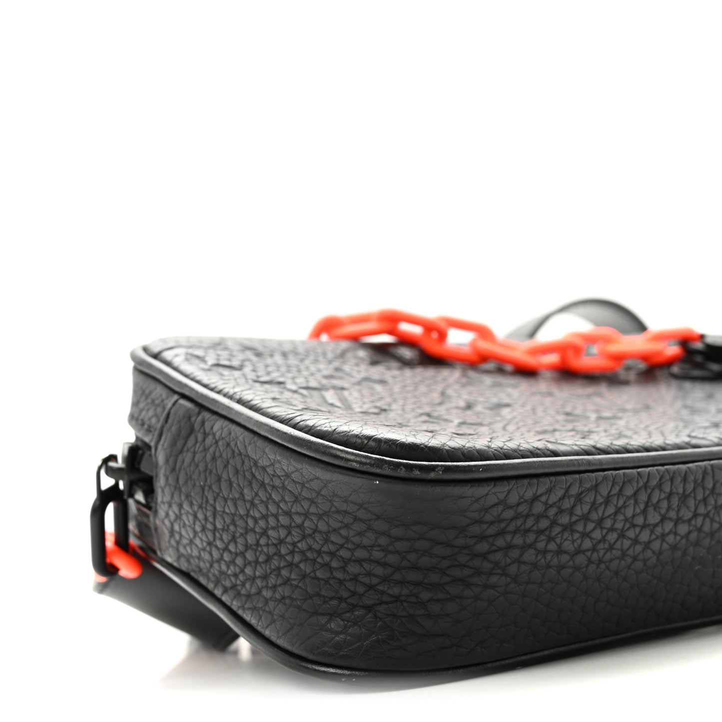 Taurillon Monogram Uniformes Solar Ray Soft Pochette Volga Belt Bag Black
