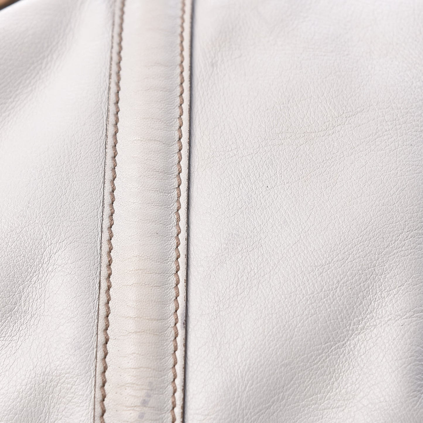 Calfskin Medium Britt Boston White