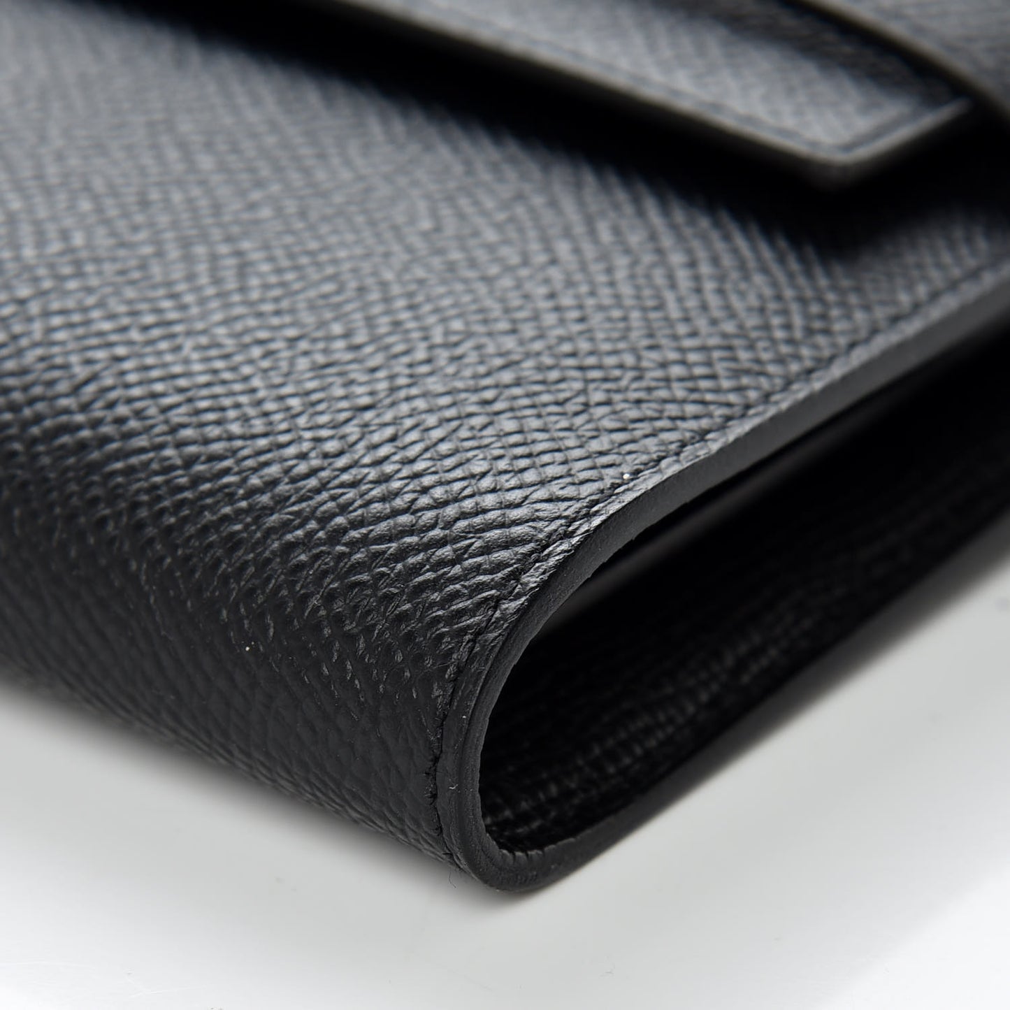 Epsom Kelly Longue Wallet Black