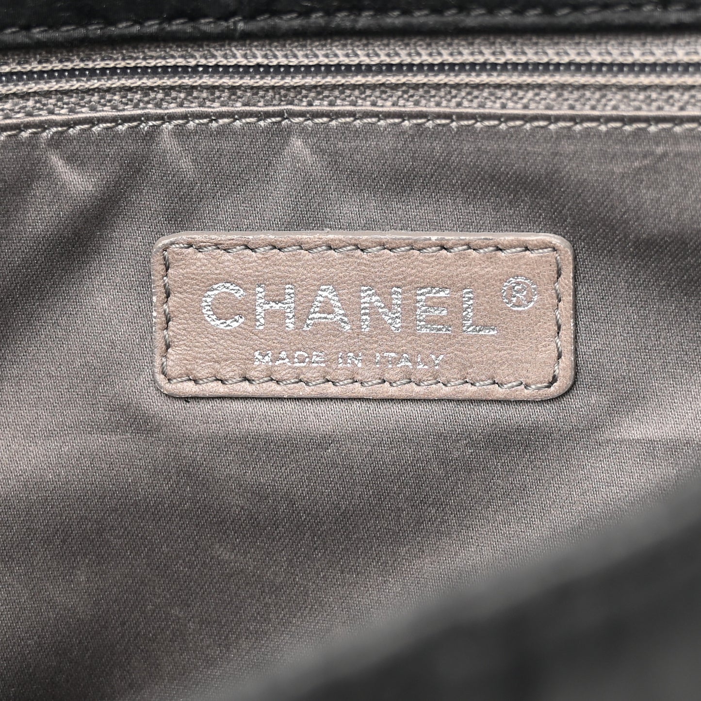 Coated Canvas Quilted Le Marais Flap Black