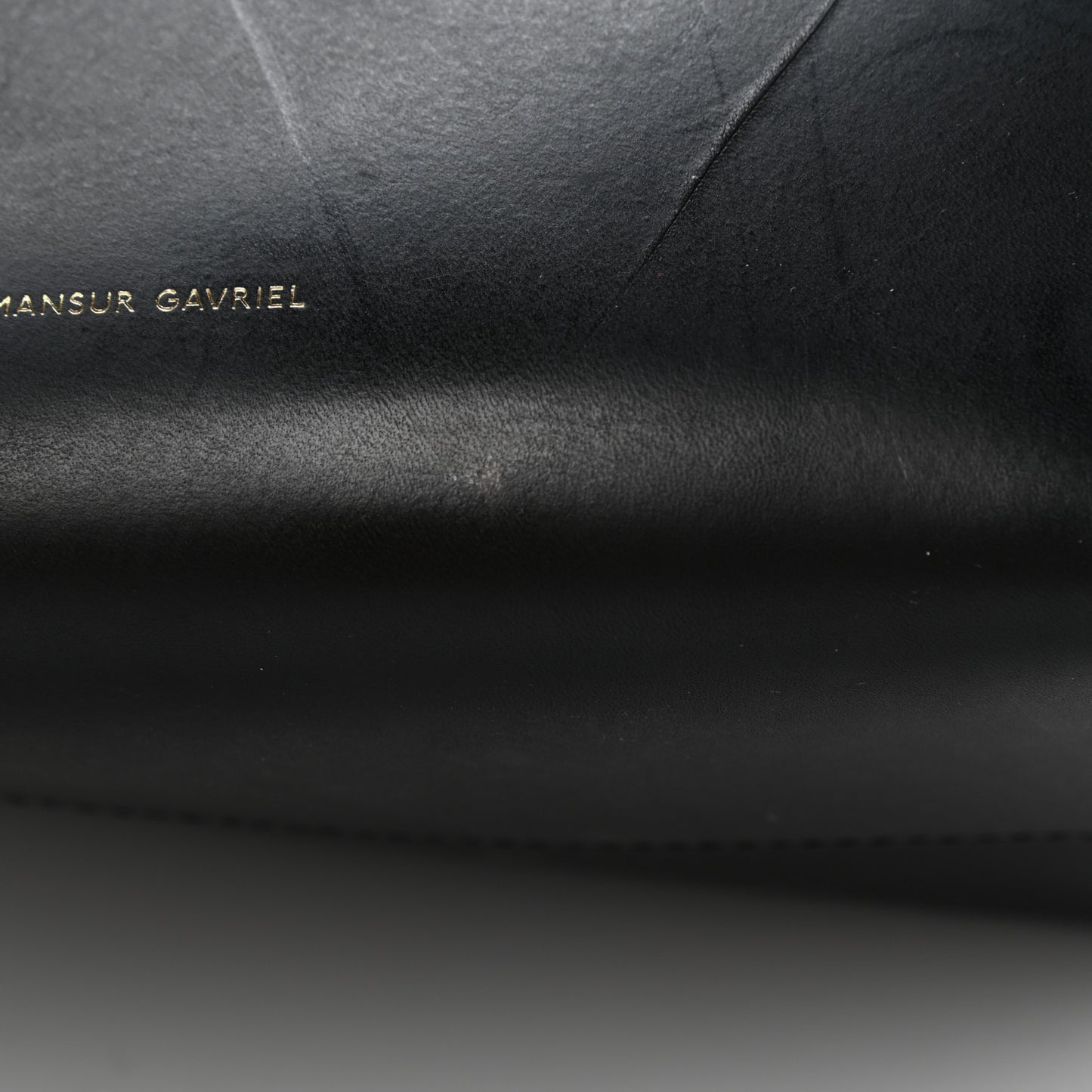 Vegetable Tanned Calfskin Bucket Bag Black Flamma