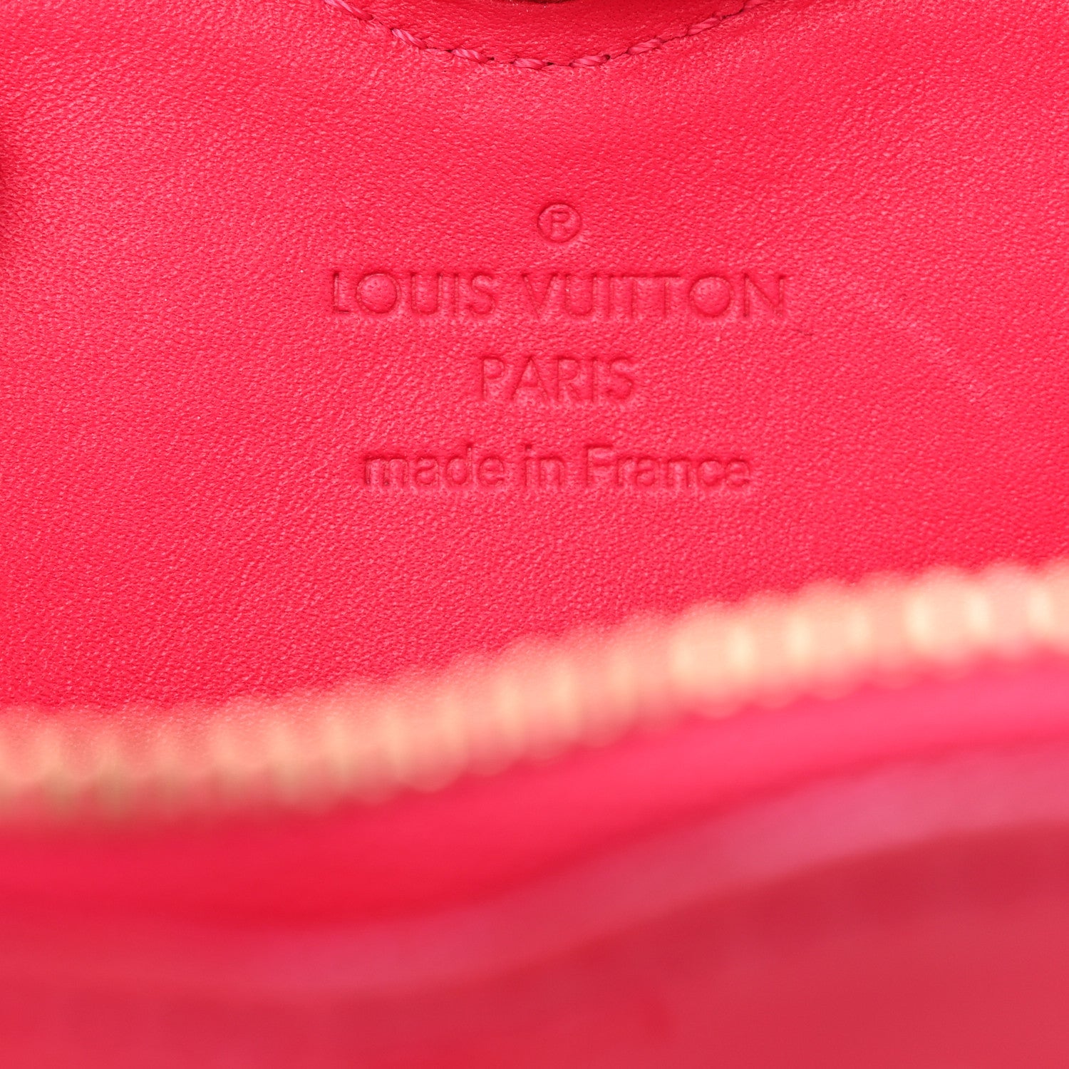 Louis Vuitton Vernis Heart Coin Purse Rose Pop 6 of 8