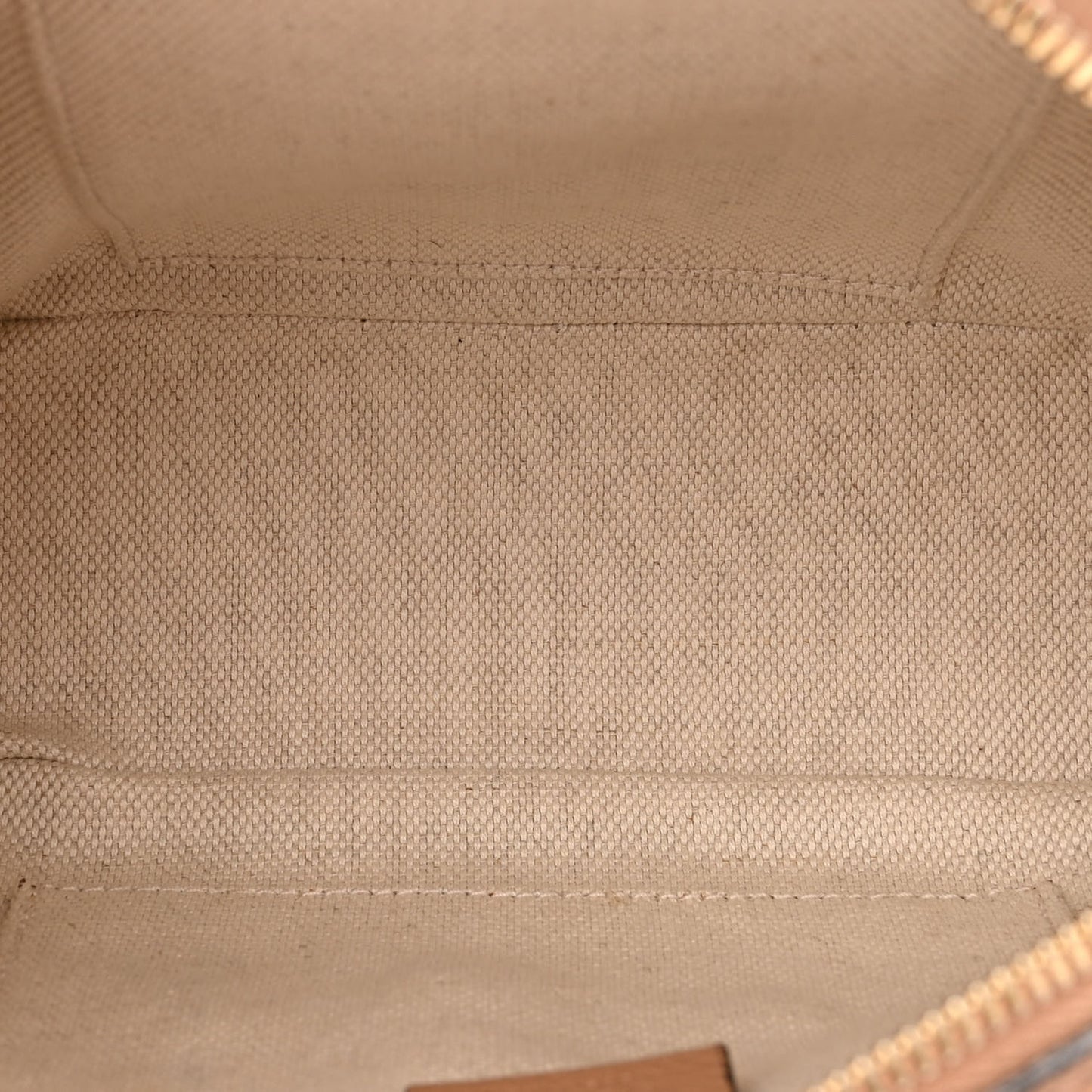 Pebbled Calfskin Small Soho Disco Bag Camelia