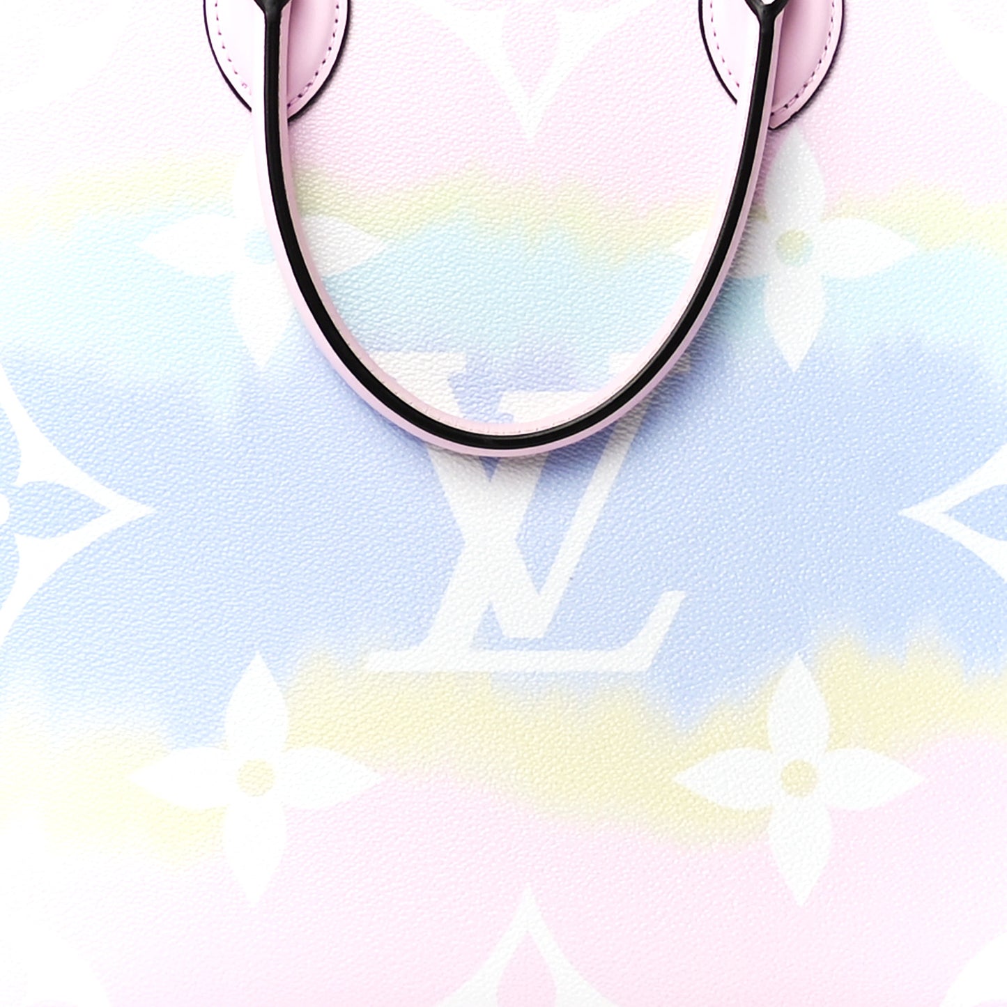 Monogram Escale Onthego GM Pastel