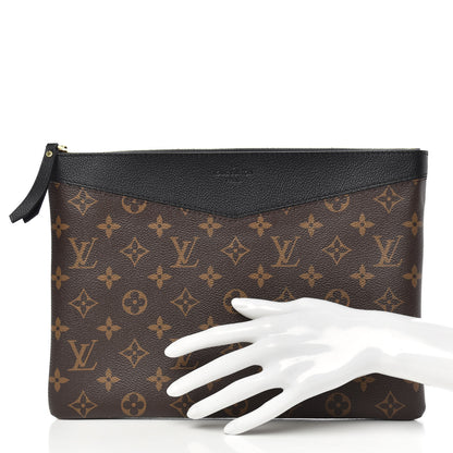 Louis Vuitton Monogram Daily Pouch Black 2 of 7