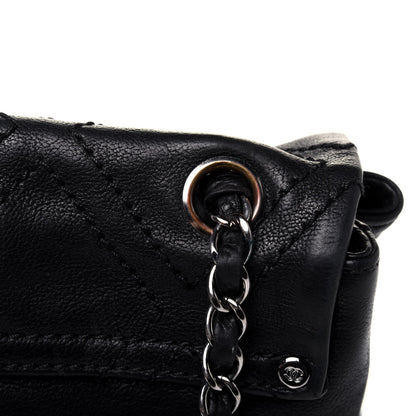 Chanel Calfskin Diamond Stitch Large Messenger Black 24 of 26