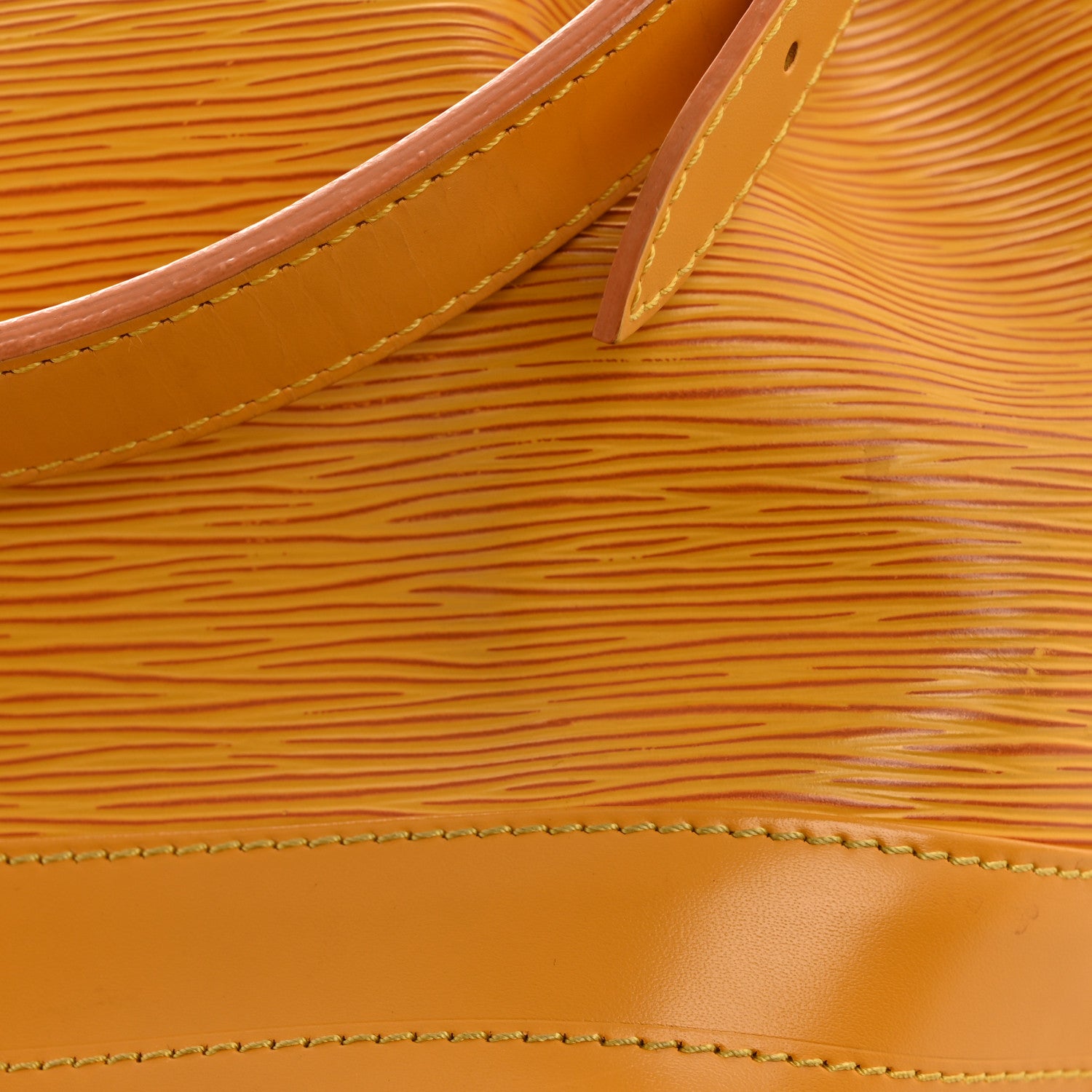 Louis Vuitton Epi Noe Tassil 1878570 – FASHIONPHILE