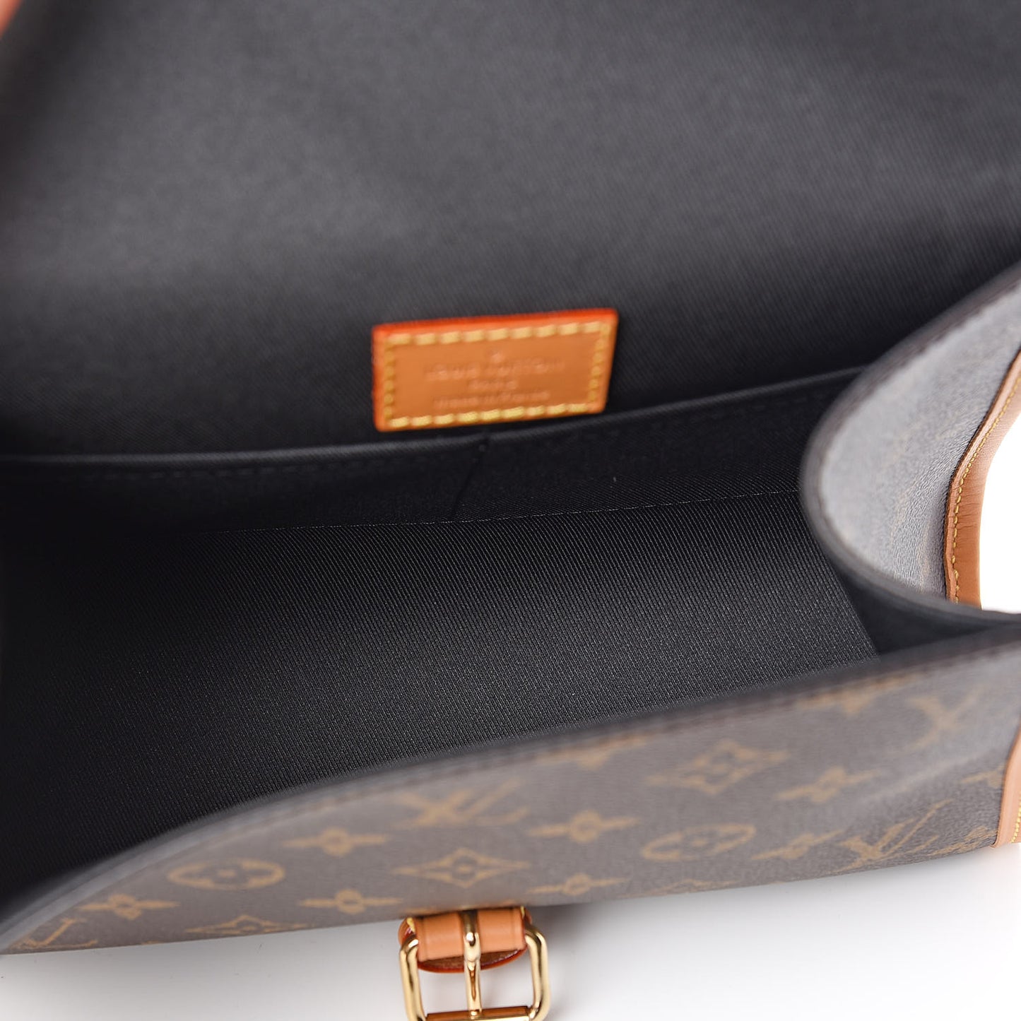 Monogram LV Ivy