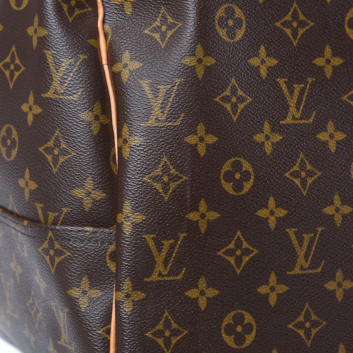 Louis Vuitton Monogram Evasion Sports Bag 13 of 14