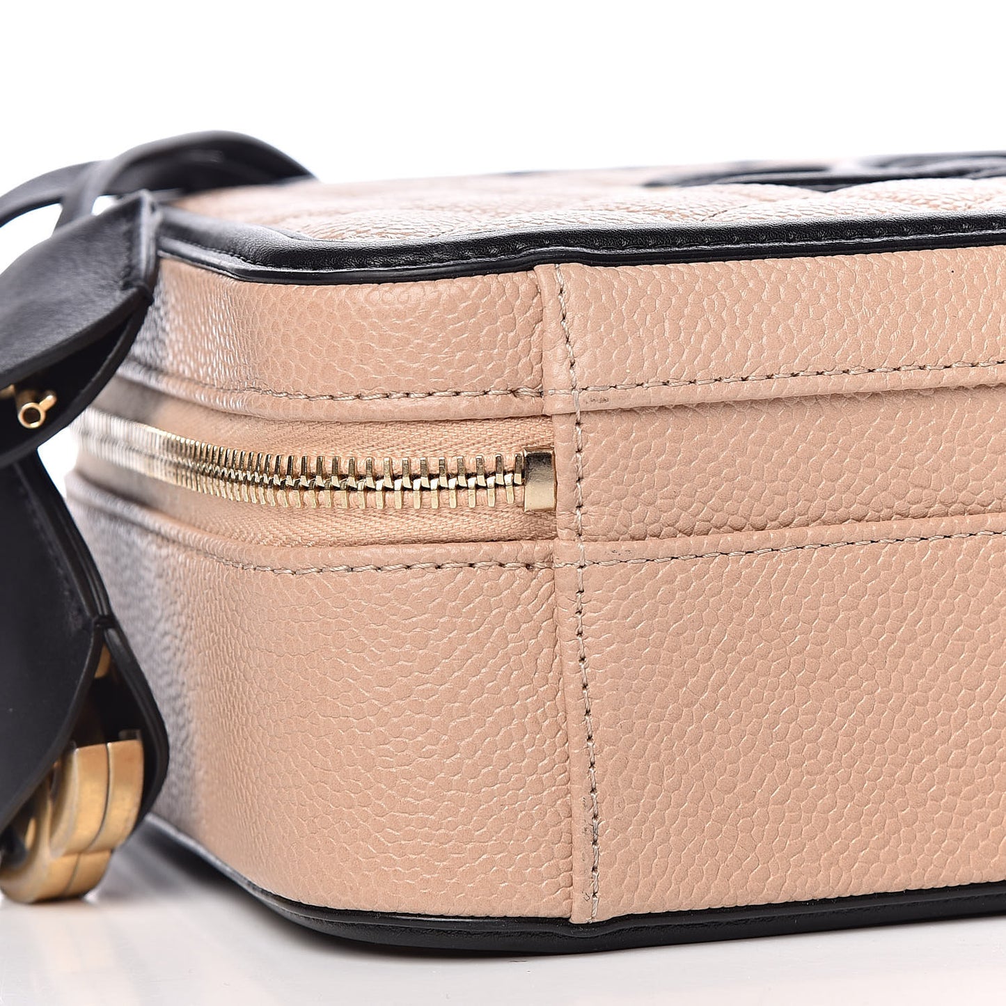Caviar Quilted Medium CC Filigree Vanity Case Beige Black
