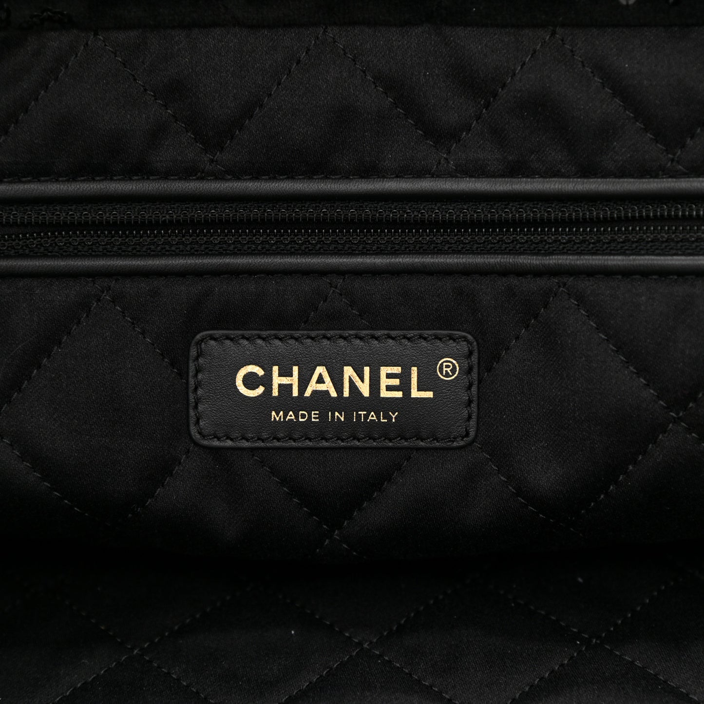 Velvet Sequin Quilted Small Chanel 22 Black