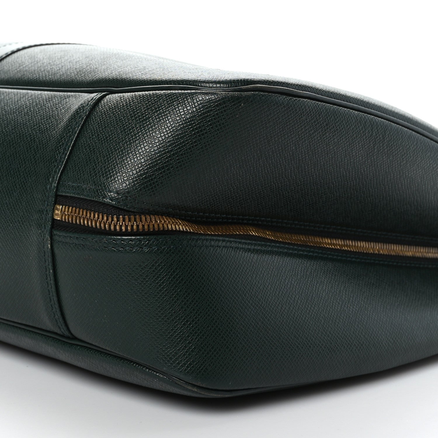 Louis Vuitton Taiga Helanga 1 Poche Epicea 9 of 9
