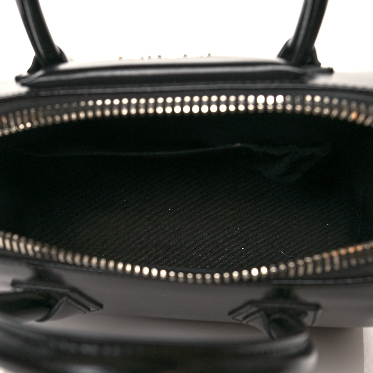 Shiny Lord Calfskin Small Antigona Black