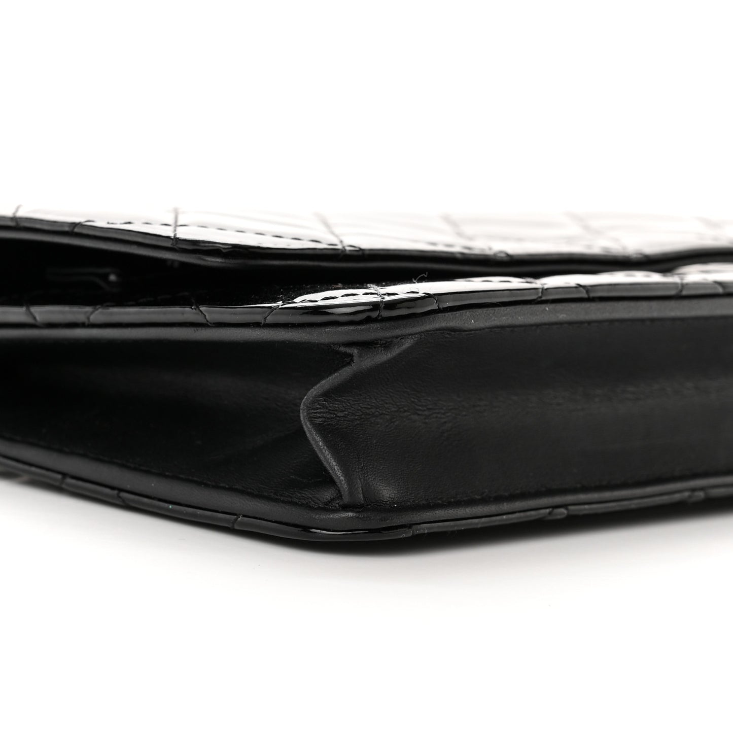 Patent Quilted Wallet On Chain WOC Black