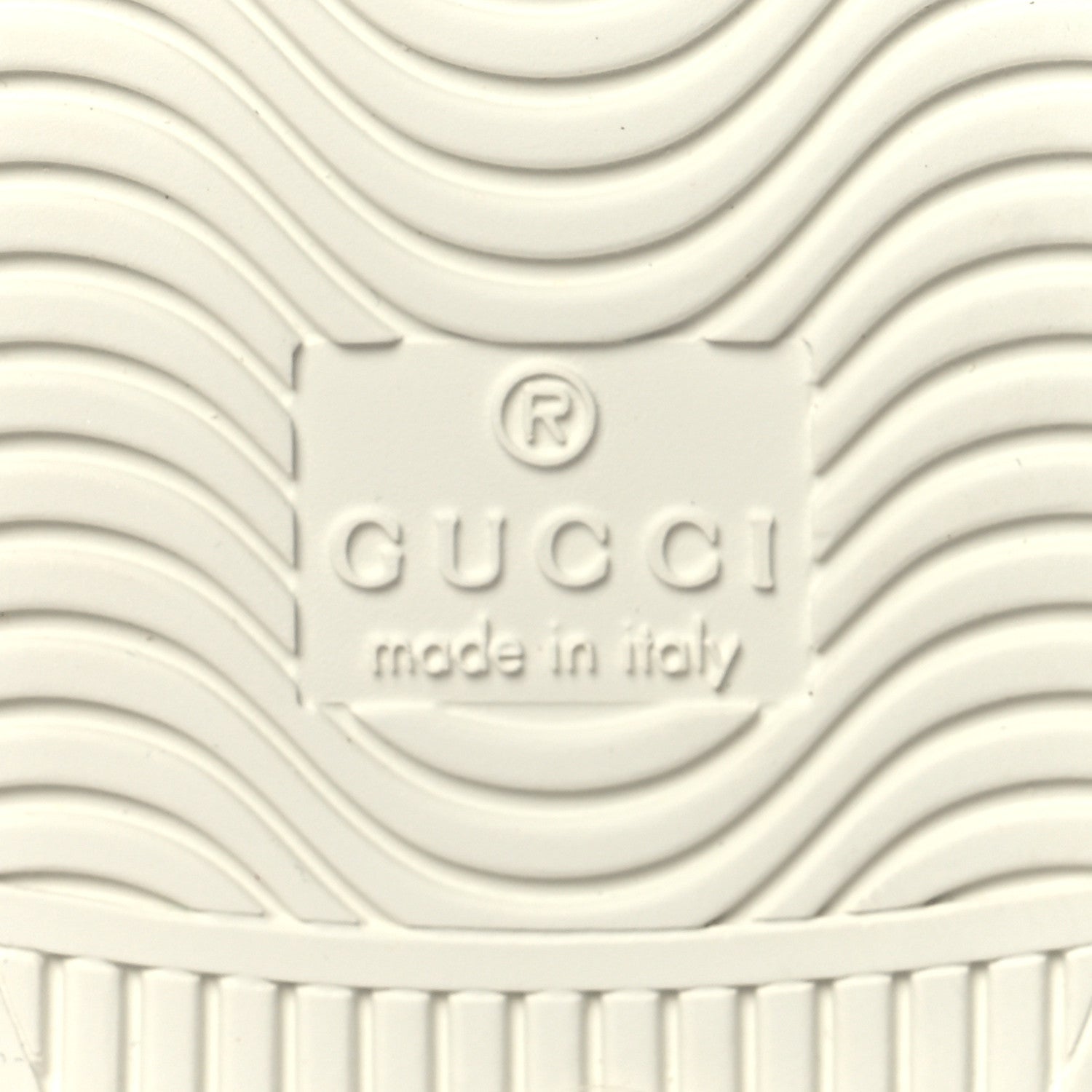 Gucci Calfskin Cat Embroidered Womens Ace Sneakers 38 White Green 7 of 9