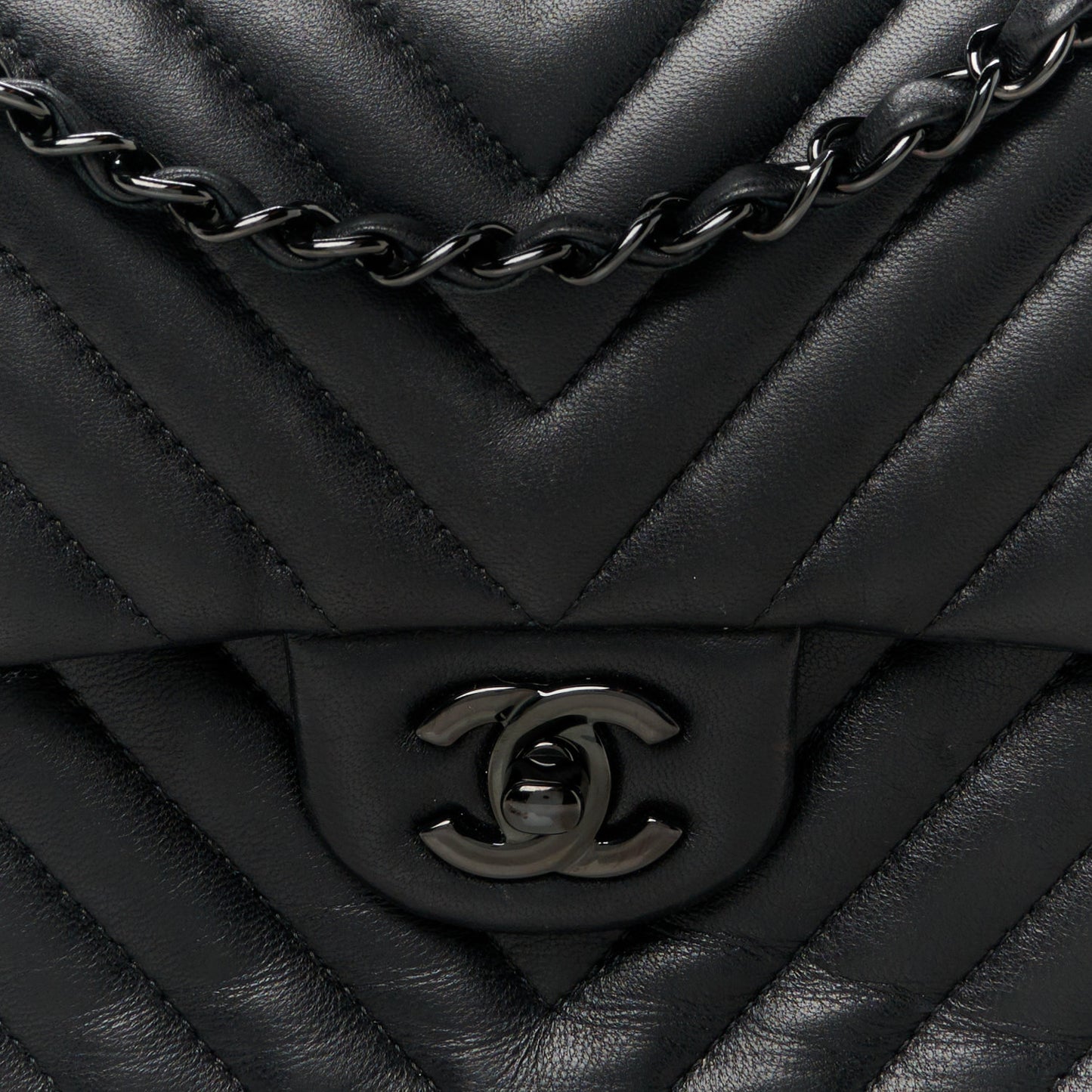 Lambskin Chevron Quilted Medium Double Flap So Black