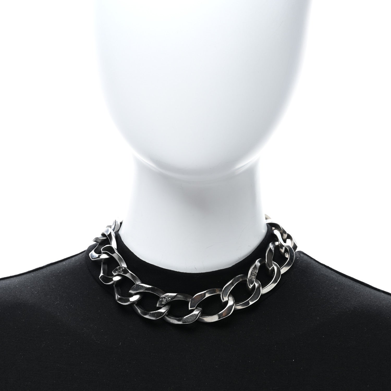 Chanel Chain Link CC Choker Necklace Silver 2 of 5