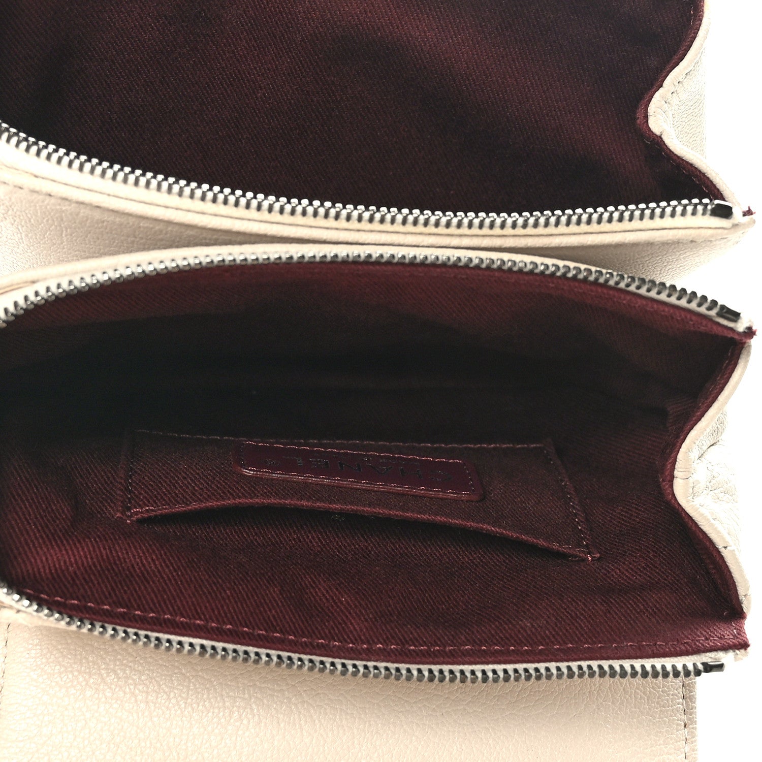 Chanel Goatskin Quilted CC Waiter Crossbody White 5 of 10