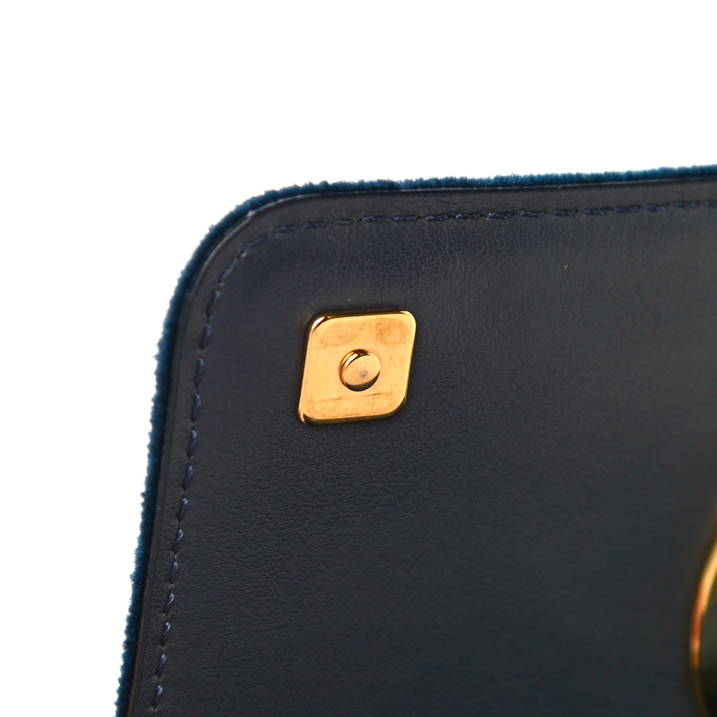 Velvet F is Fendi Wallet on Chain Blue