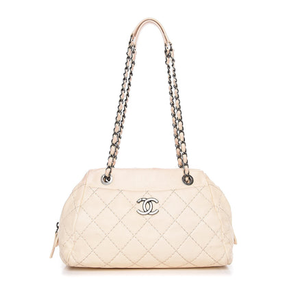 Chanel Calfskin Diamond Stitch It Bowling Bag Off White 1 of 19