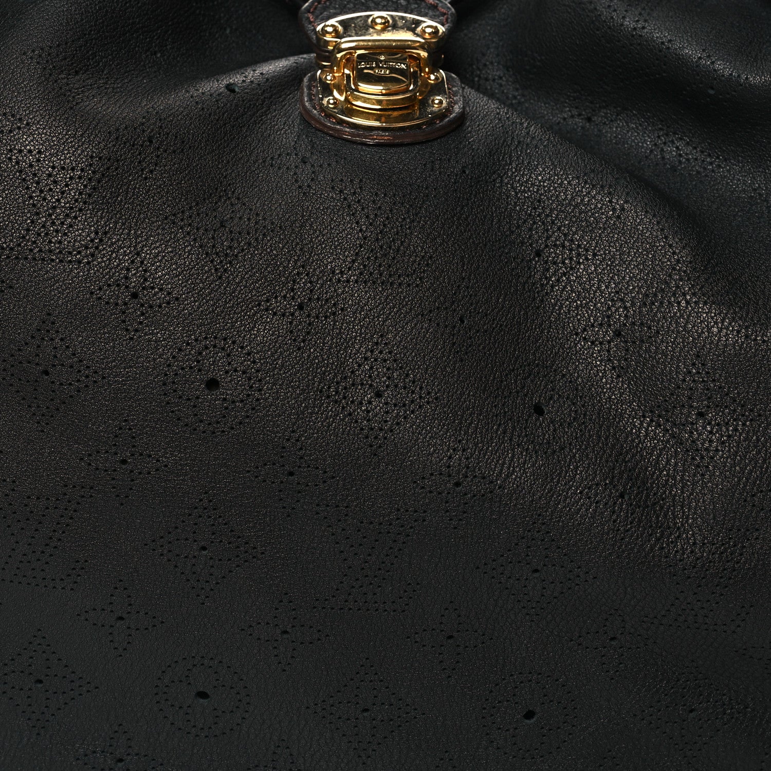 Louis Vuitton Mahina XL Black 7 of 10