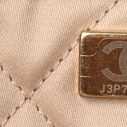 Chanel Shiny Calfskin Quilted Chanel 22 White 8 of 11