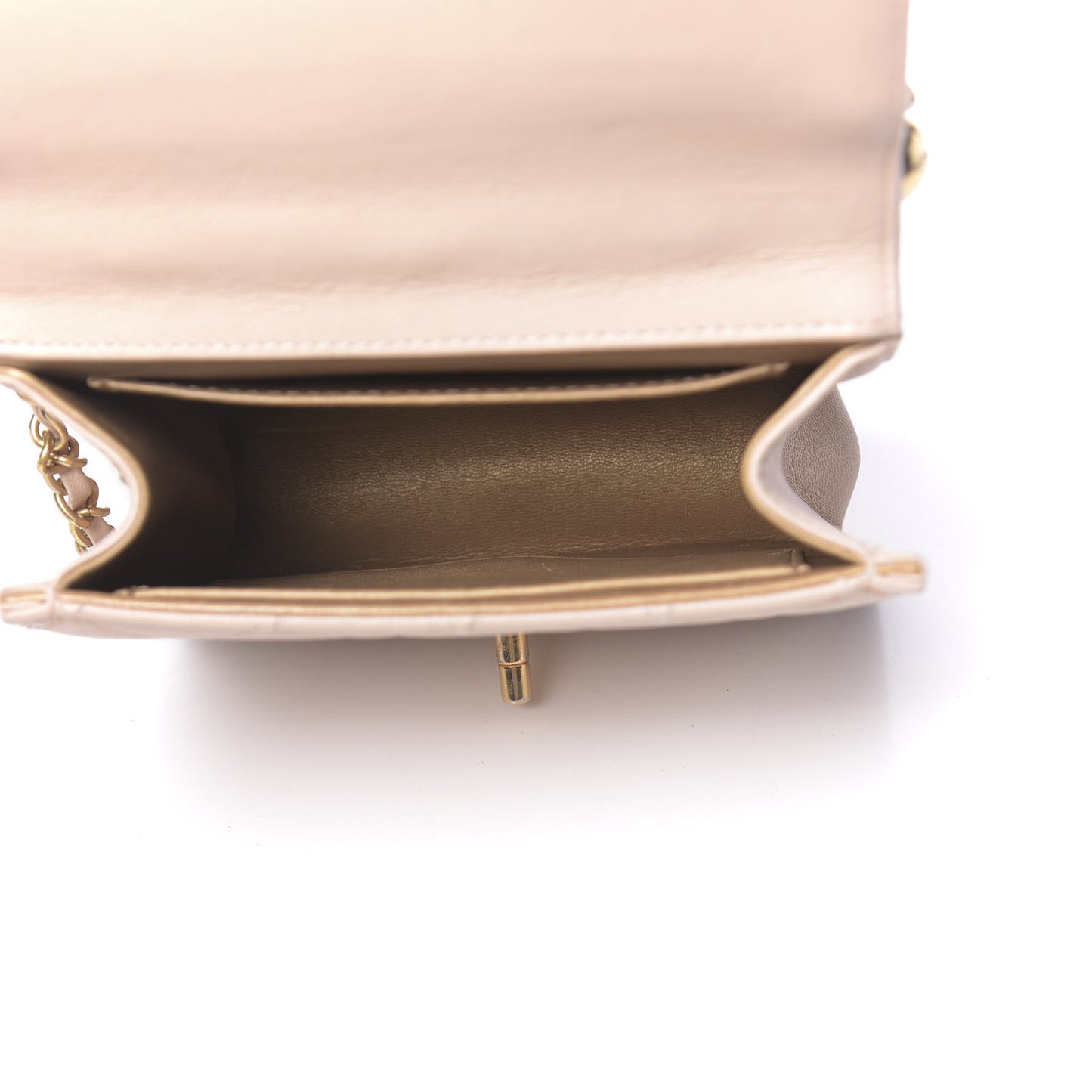 Lambskin Quilted Chic Pearls Flap Beige