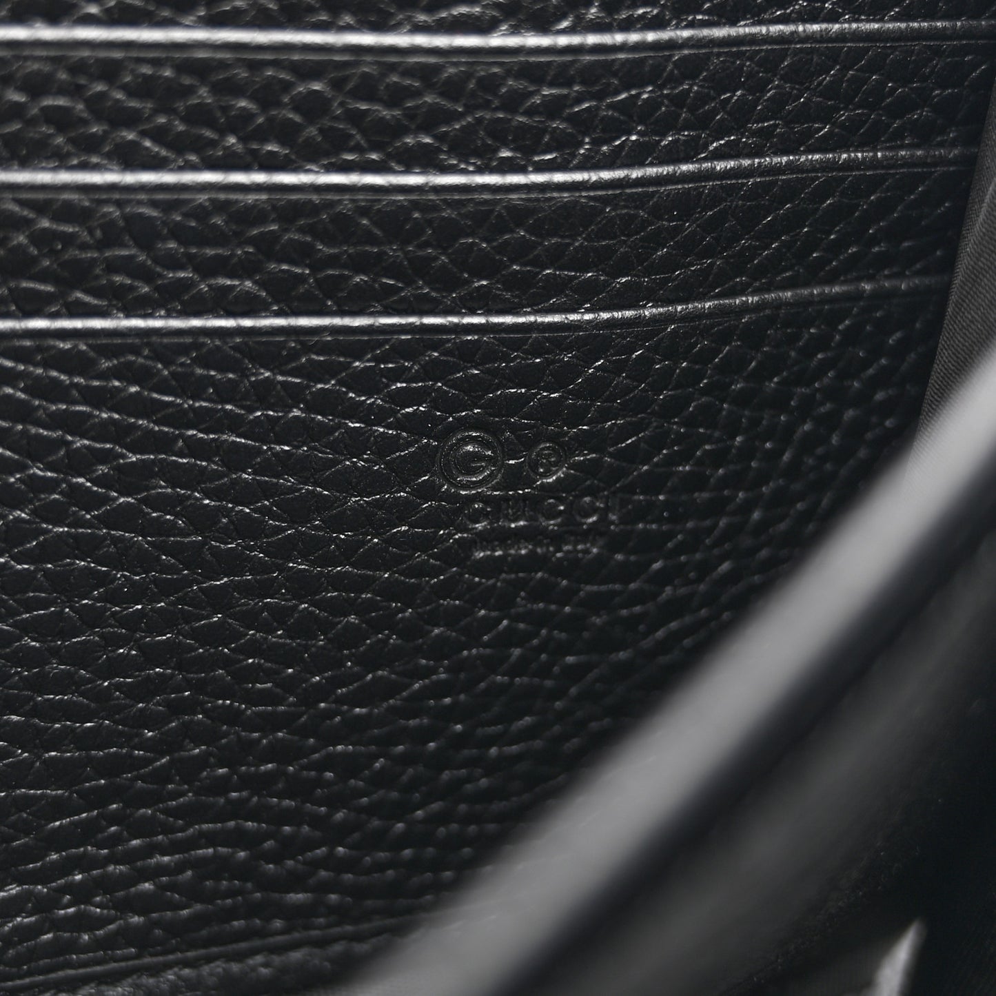 Calfskin GG Marmont Chain Wallet Black