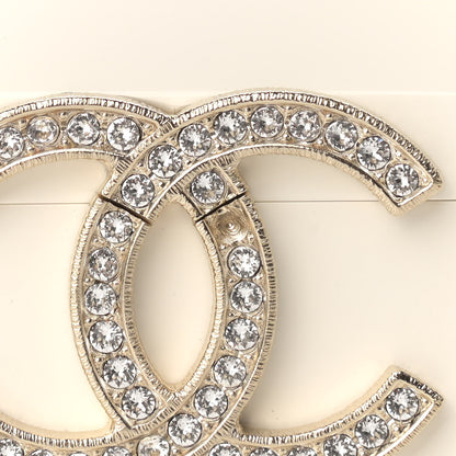 Chanel Resin Crystal Pearl Airpod Pro Case Necklace Gold White Pearly Black 8 of 8