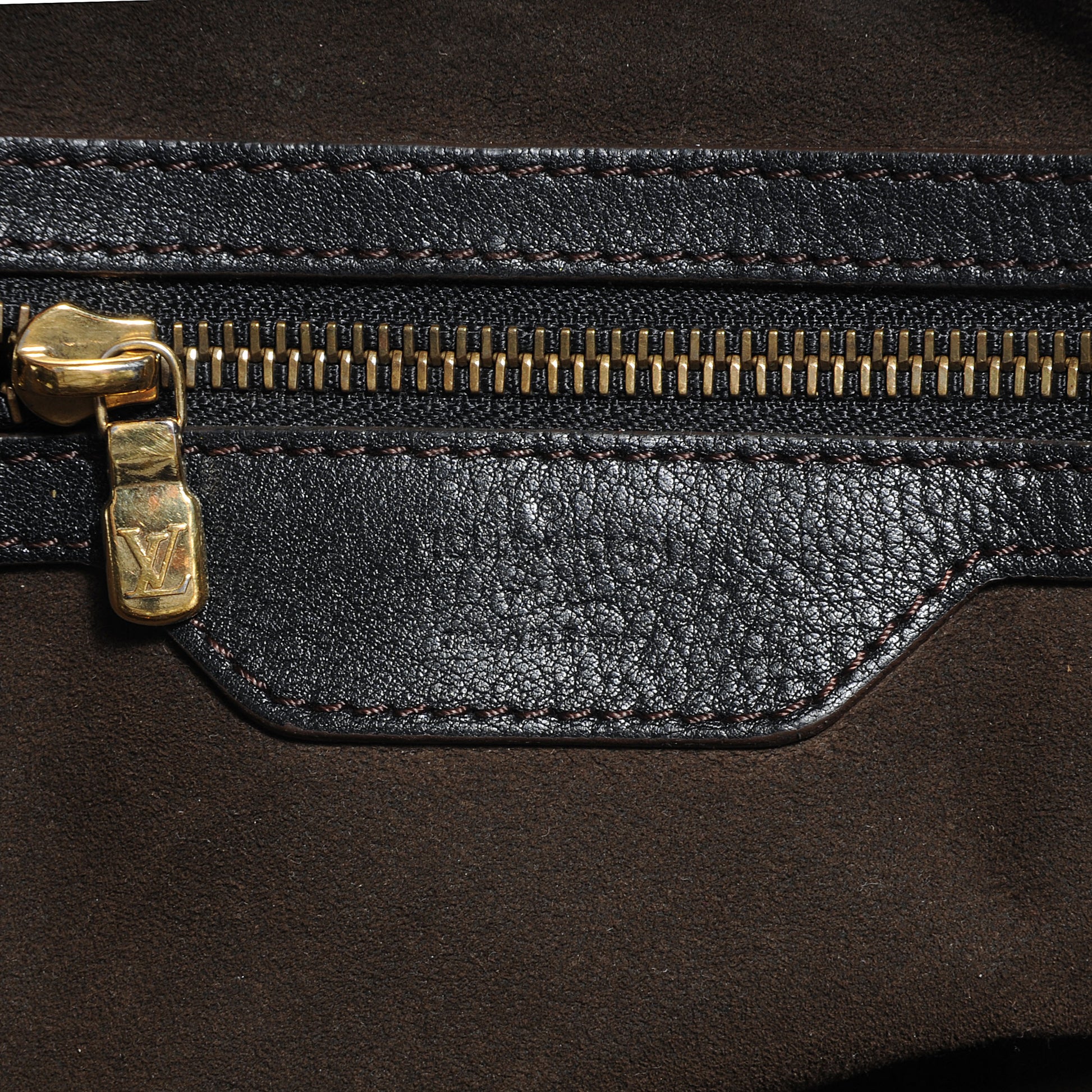 Louis Vuitton Mahina XL Black 7 of 7