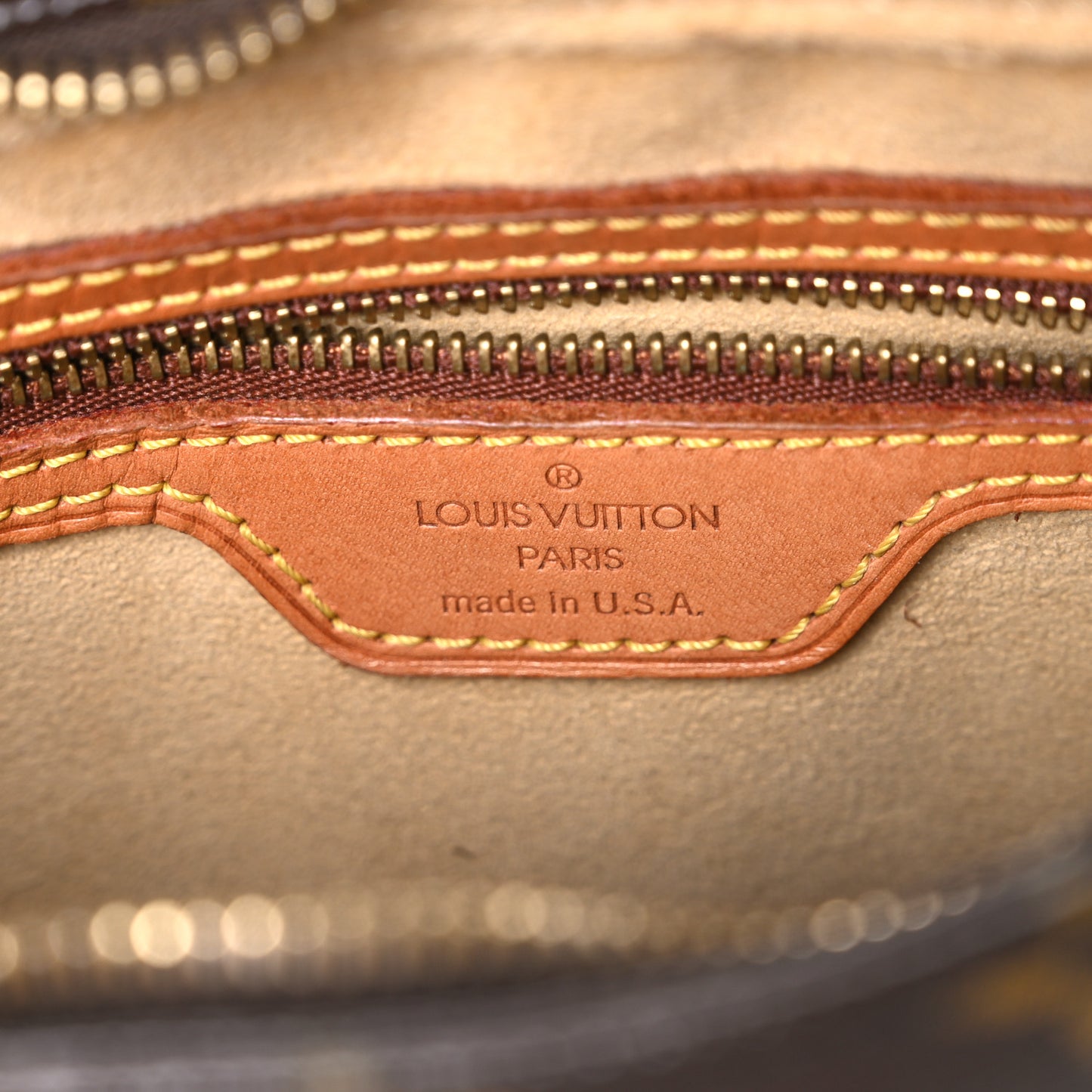 Monogram Looping MM