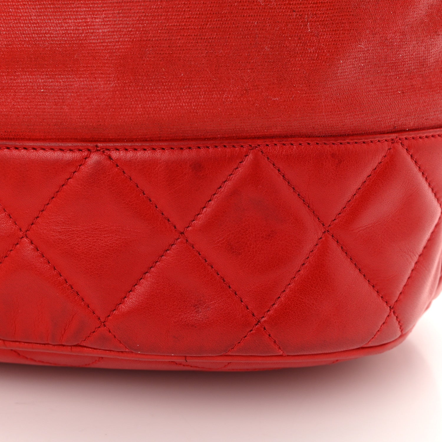 Chanel Lambskin CC Drawstring Shoulder Bag Red 15 of 20