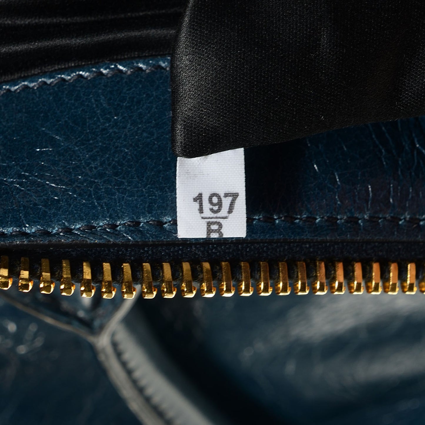 Vitello Shine Zip Tote Denim