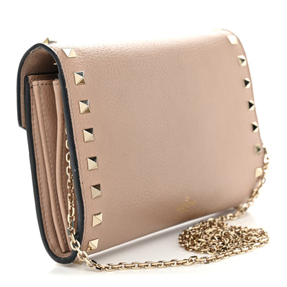 Valentino Garavani Pebbled Calfskin Rockstud Envelope Wallet on Chain Poudre 3 of 12