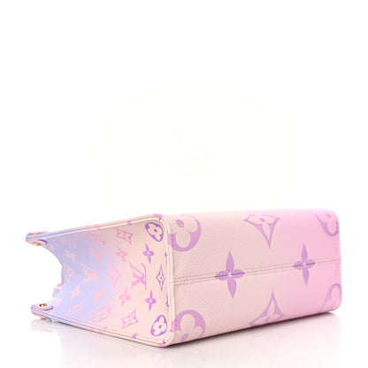 Louis Vuitton Monogram Giant Spring In The City Onthego PM Sunrise Pastel 4 of 8