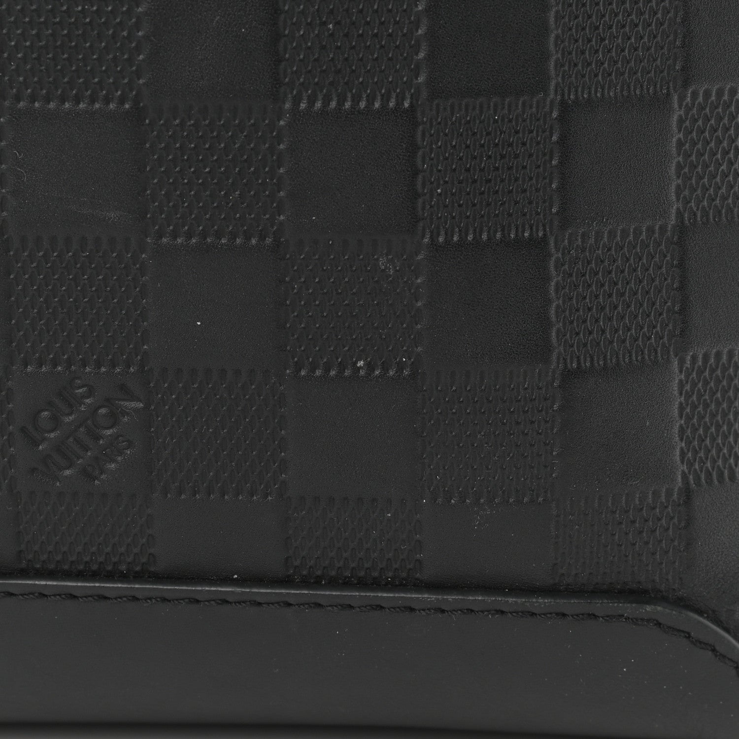 Louis Vuitton Damier Infini Discovery Messenger BB Onyx 13 of 15