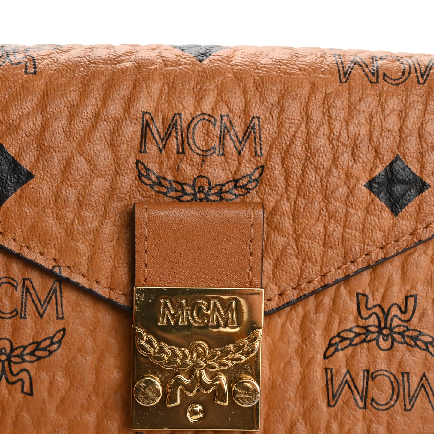 Visetos Small Patricia Round Crossbody Wallet Cognac