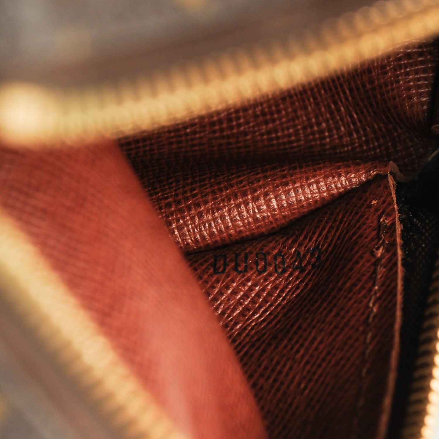 Louis Vuitton Monogram Papillon 19 7 of 7