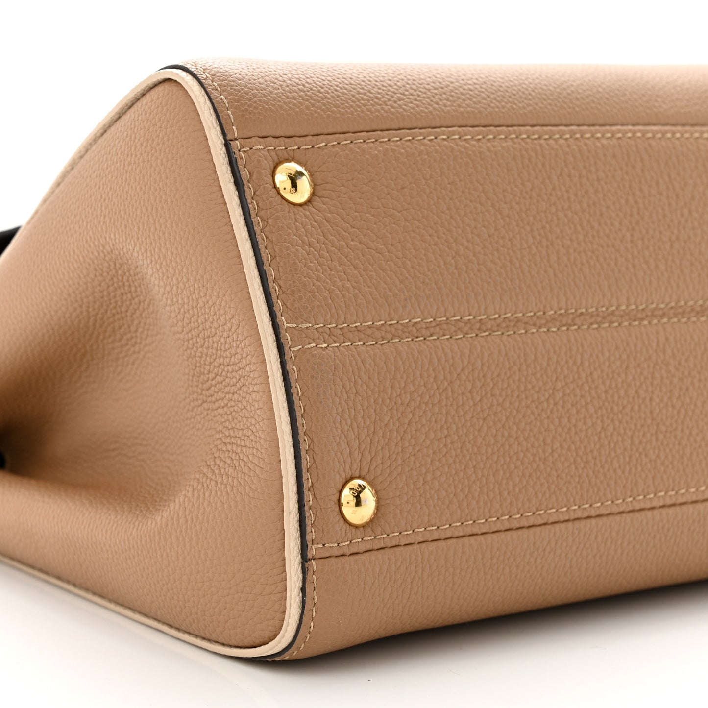 LOUIS VUITTON Grained Calfskin Monogram Double V Sesame