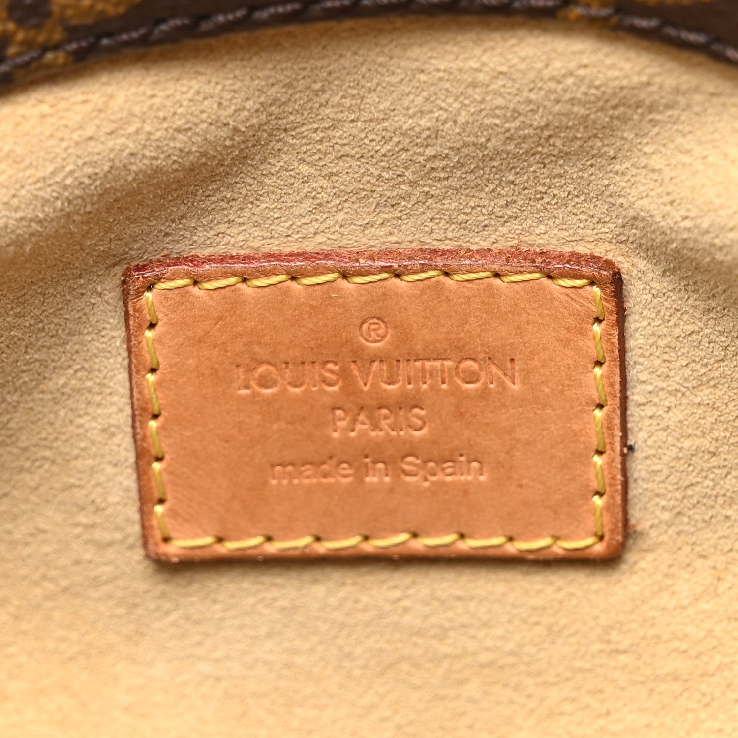 Louis Vuitton Monogram Artsy MM 6 of 13
