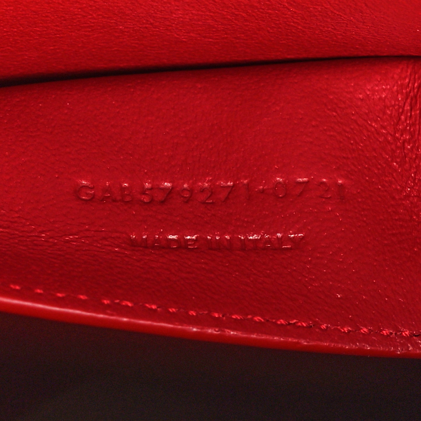Smooth Calfskin Manhattan Shoulder Bag Rouge Eros