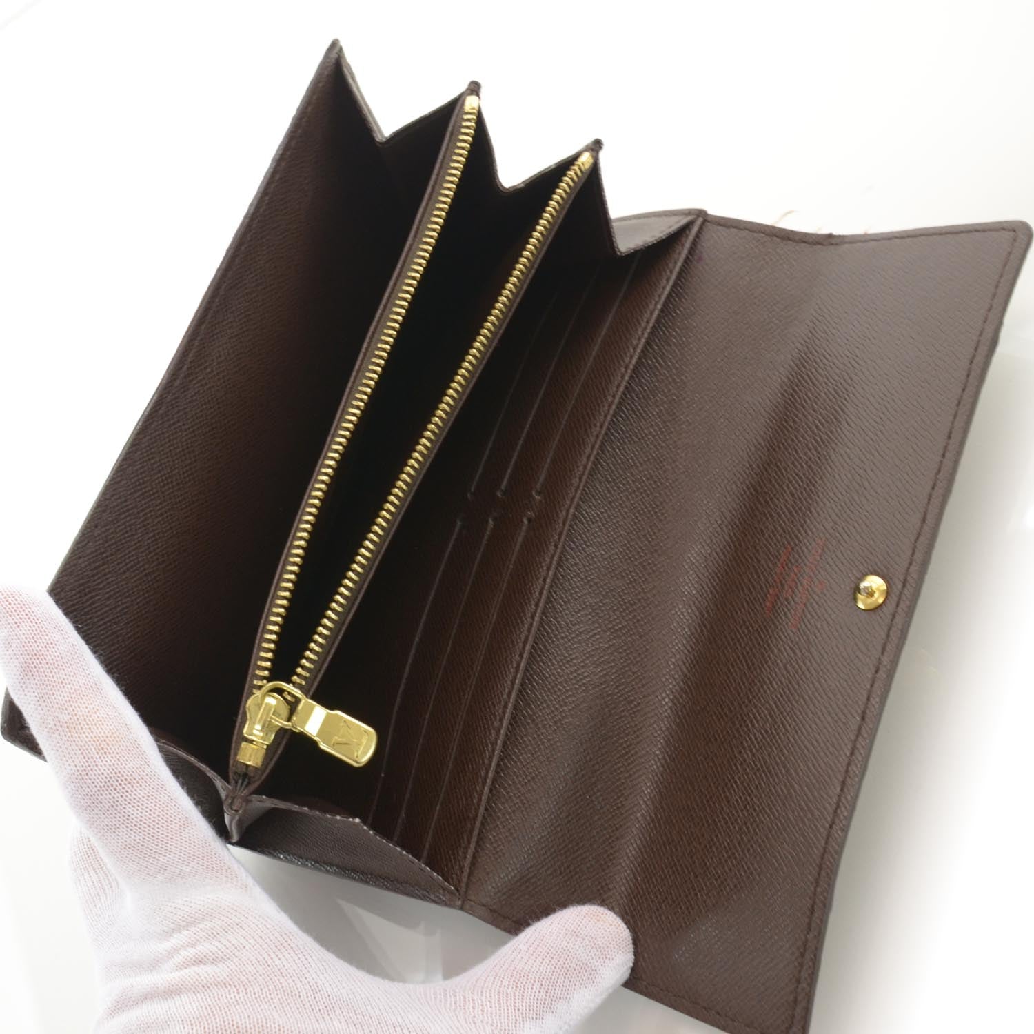 Louis Vuitton Damier Ebene Sarah Wallet 5 of 7